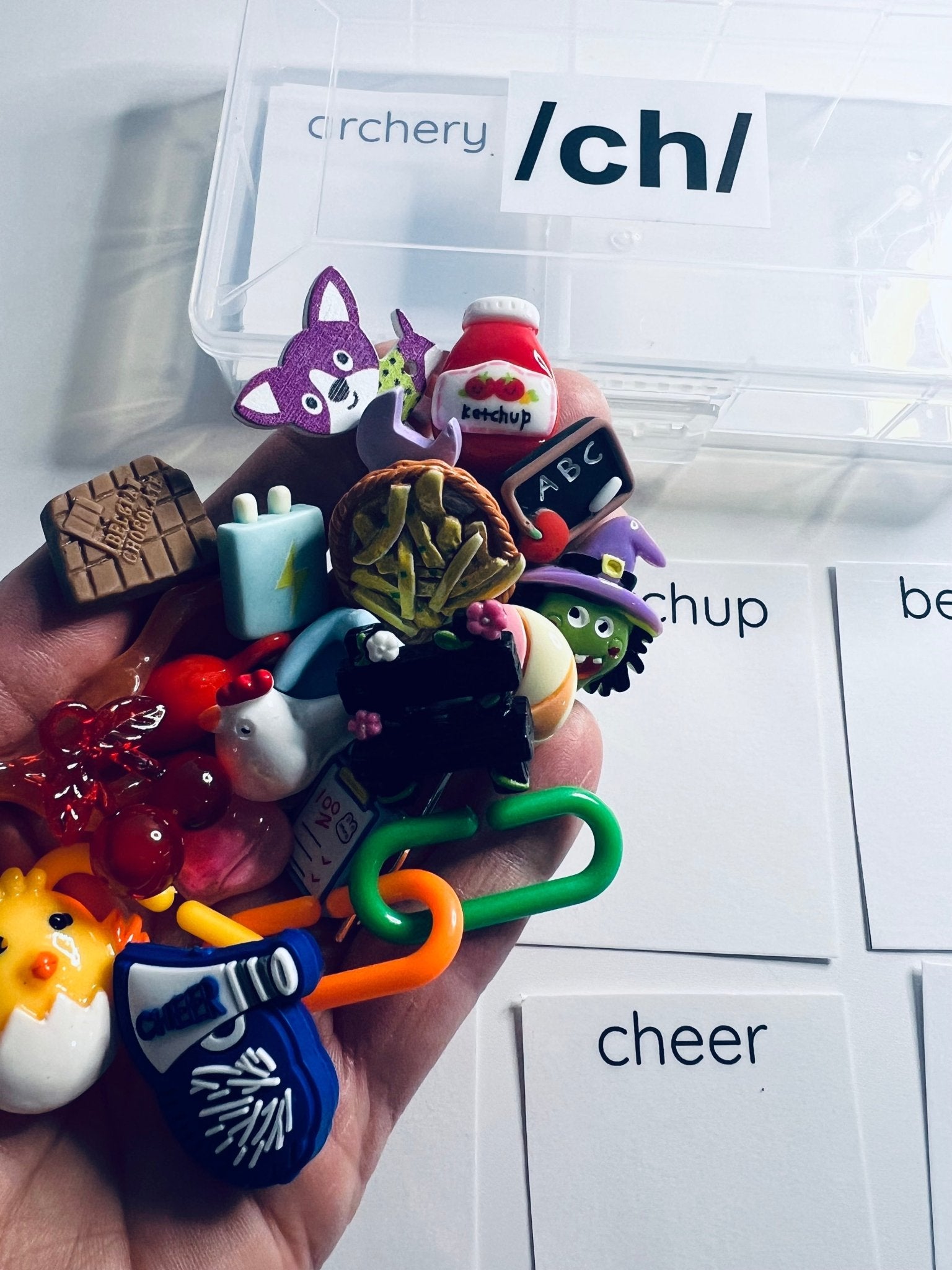 Speech Therapy Trinkets for /ch/ sound Say and Play Mini Objects Kit Articulation Mini Objects Speech Therapy Kit - Speech and Smile