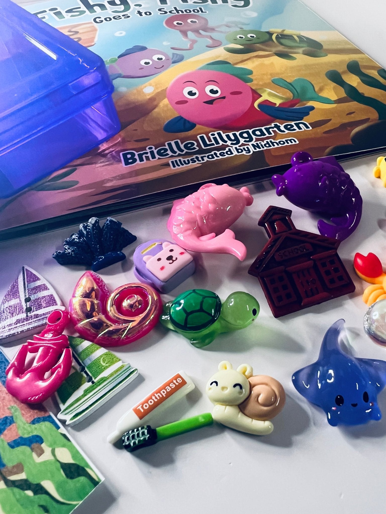 Story Kit Mini Objects for Fishy Fishy Goes to School – INCLUDES BOOK Preschool Rhyme – Ocean Theme Speech Therapy - Speech and Smile