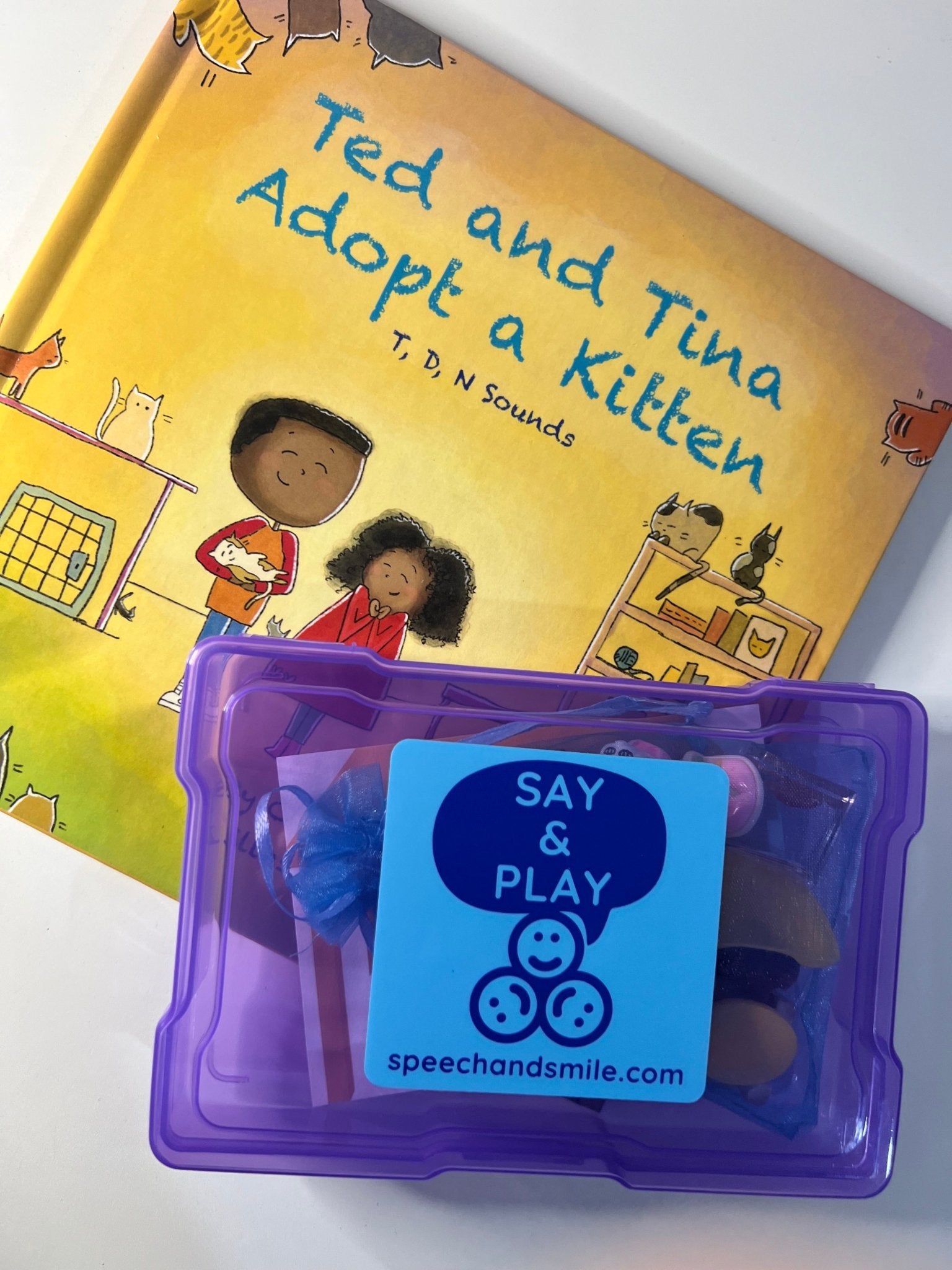 Story Kit Speech Therapy Early Sounds Mini Objects for Speech Therapy Ted and Tina Adopt a Kitten Articulation Miniature Objects - Speech and Smile