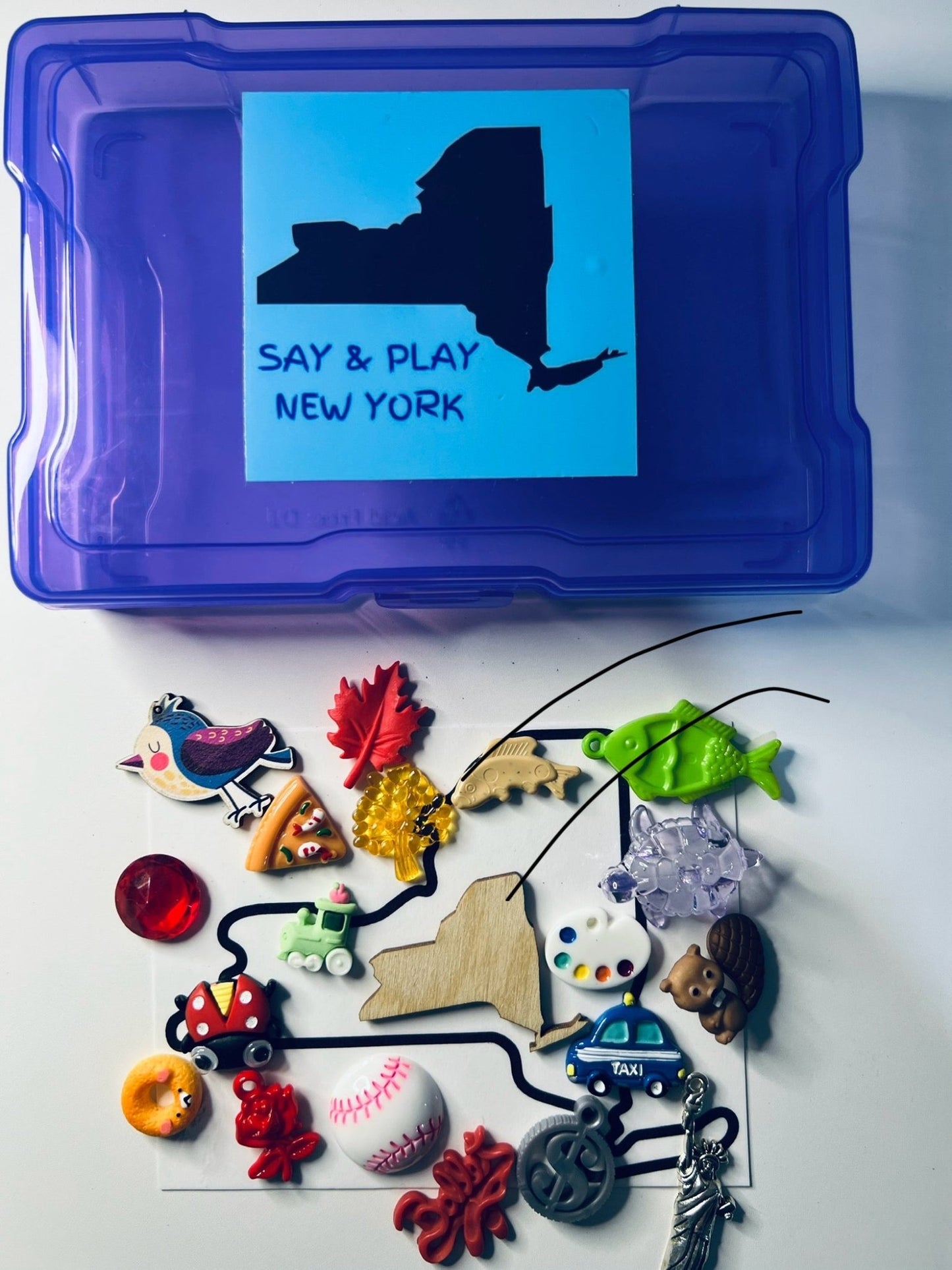 Things that represent New York State Say and Play Kit Mini Objects Spech Therapy State Trinkets Learn about a State Mini Objects Doodads - Speech and Smile