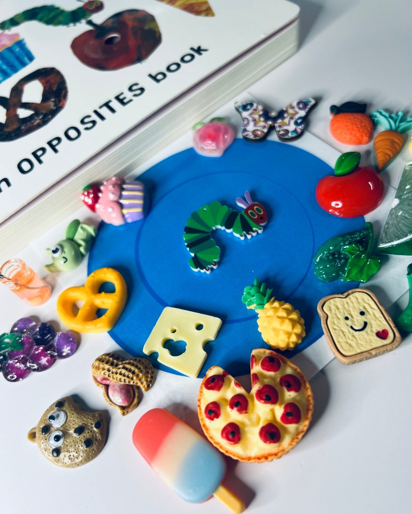Very Hungry Caterpillar Eats Snacks: Mini Objects & Story Kit for Speech Therapy - Speech and Smile